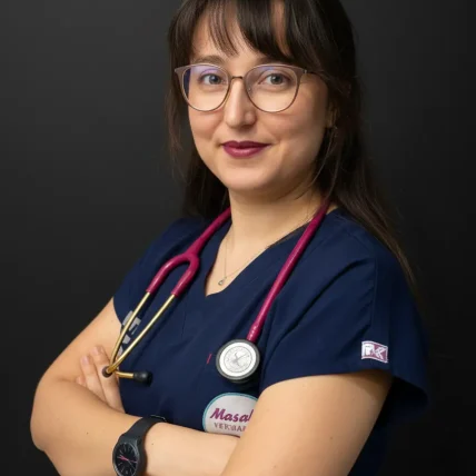 Veteriner Hekim Kübra Çakır